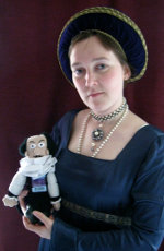 Nastia in an Elizabethan costume